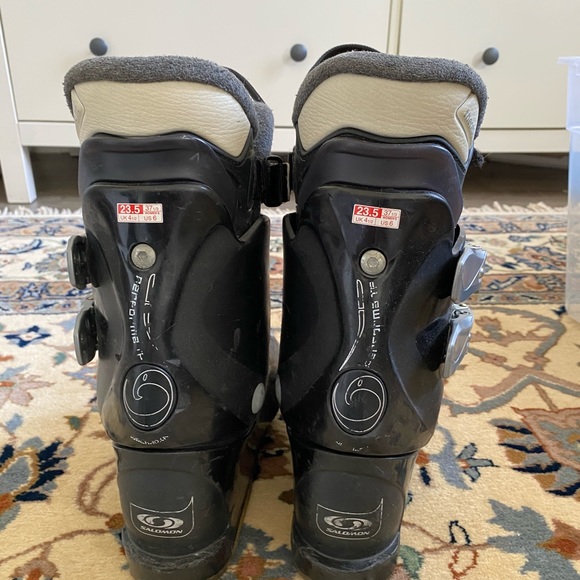 Women’s Solomon Ski Boots size 6/23.5 - Picture 6 of 11